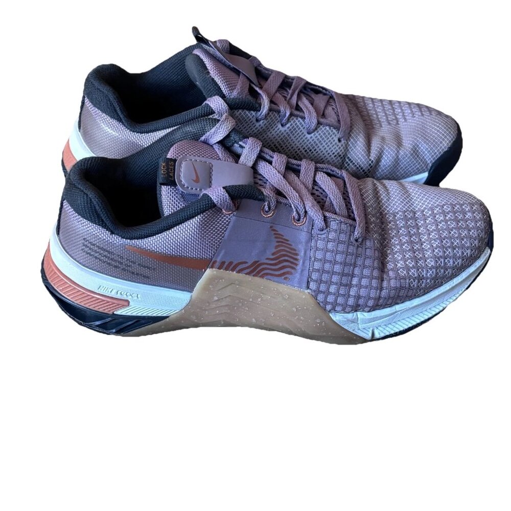 Nike Metcon 8 Premium Purple Smoke Metallic Copper Sneaker Women Size 7.5 - Picture 16 of 16